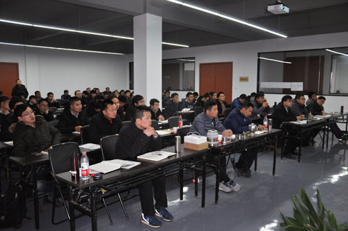2018年荣耀体育网页版-荣耀体育(中国)官方全体业务员第一次培训在产业园召开