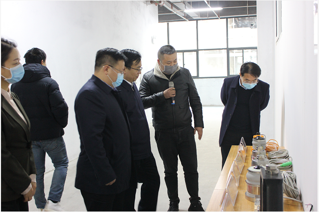 河南省工信厅厅长一行莅临郑州荣耀体育网页版-荣耀体育(中国)官方调研考察